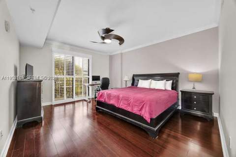 8395 SW 73rd Ave 104, Miami FL - photo 9 of 35