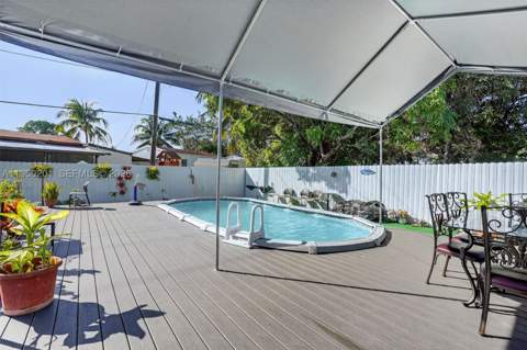 1240 Sharazad Blvd, Opa Locka FL - photo 20 of 28