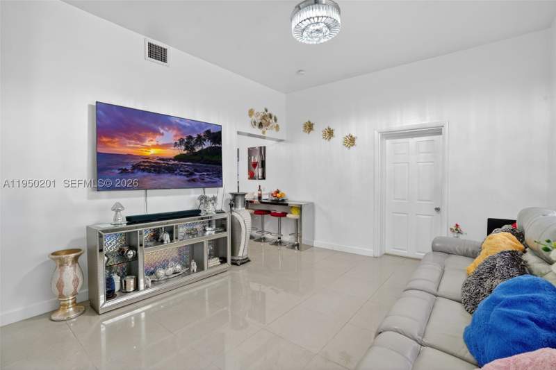 4 bedroom SingleFamilyResidence at 1240 Sharazad Blvd, Plat No 1 Opa Locka, Opa Locka — photo 3