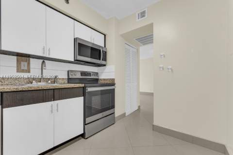 3300 NE 192nd St 1414, Aventura FL - photo 17 of 55