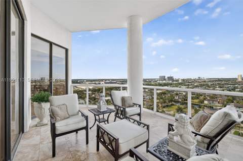 3598 Yacht Club Dr Ph2, Aventura FL - photo 14 of 92