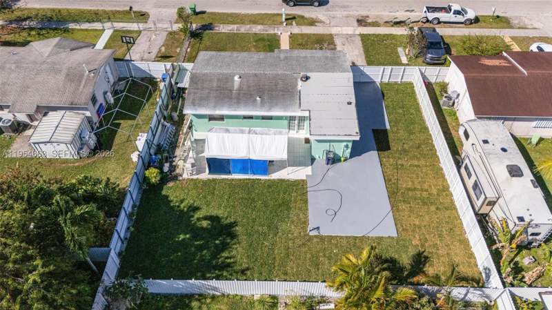 3 bedroom SingleFamilyResidence at 30345 SW 158th Ct, Newton Heights, Homestead — photo 2