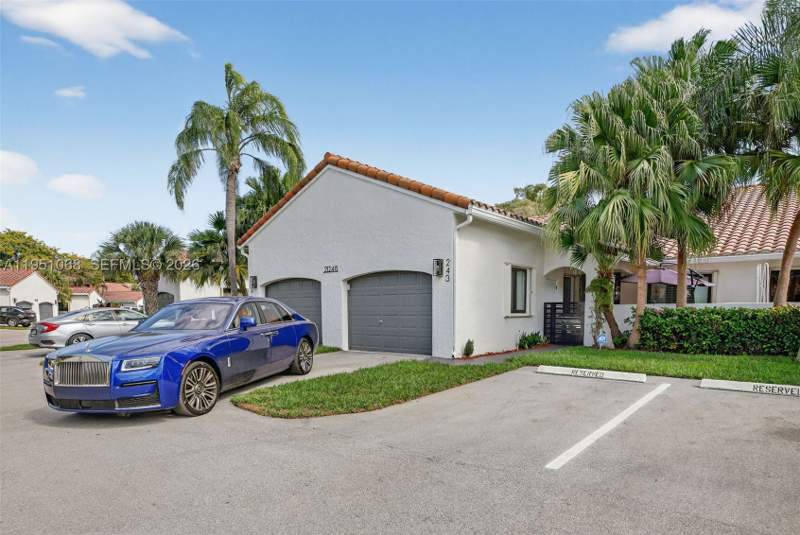 3 bedroom Condominium at 21248 Harbor Way 243-24, Costain Villas Harbor Vil, Aventura — photo 5