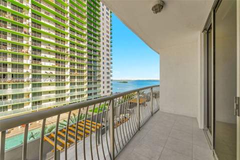 1750 N Bayshore Dr 1407, Miami FL - photo 16 of 19