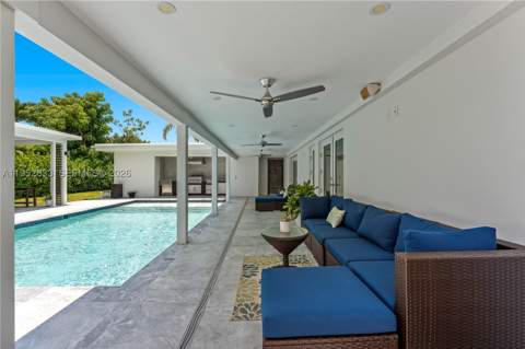 7425 SW 139th Ter, Palmetto Bay FL - photo 19 of 67