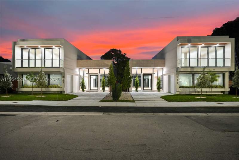 5 bedroom SingleFamilyResidence at 229 NW 42nd St, Columbia Park Corr Pl, Miami — photo 5