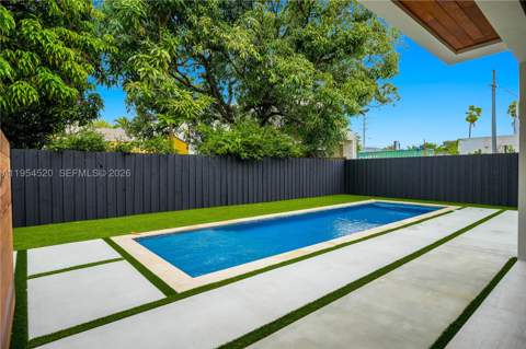 229 NW 42nd St, Miami FL - photo 8 of 37