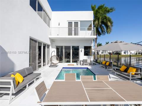 7451 NW 103rd Ct, Doral FL - photo 12 of 62