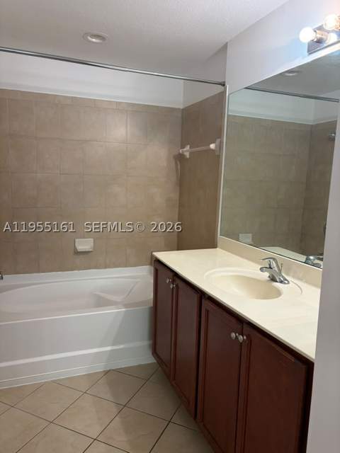 11601 NW 89th St 107, Doral FL - photo 22 of 33