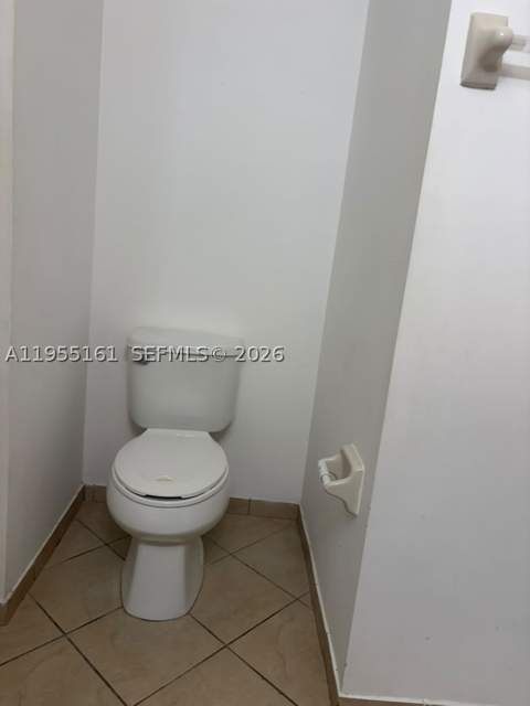 11601 NW 89th St 107, Doral FL - photo 23 of 33