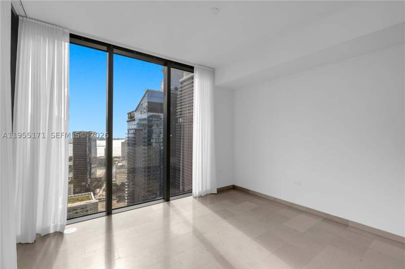 4 bedroom Condominium at 88 SW 7th St 3711, Rise Condo, Miami — photo 3