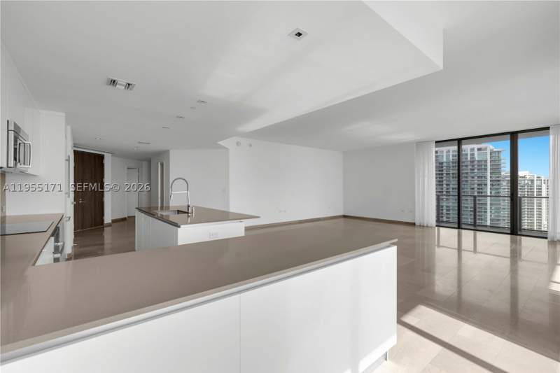 4 bedroom Condominium at 88 SW 7th St 3711, Rise Condo, Miami — photo 4