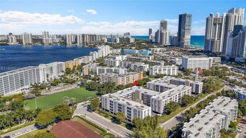 201 178th Dr 308, Sunny Isles Beach FL - photo 21 of 30