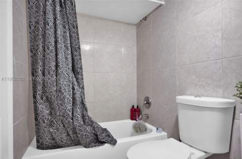 2105 NW 1st St, Miami FL - photo 14 of 15
