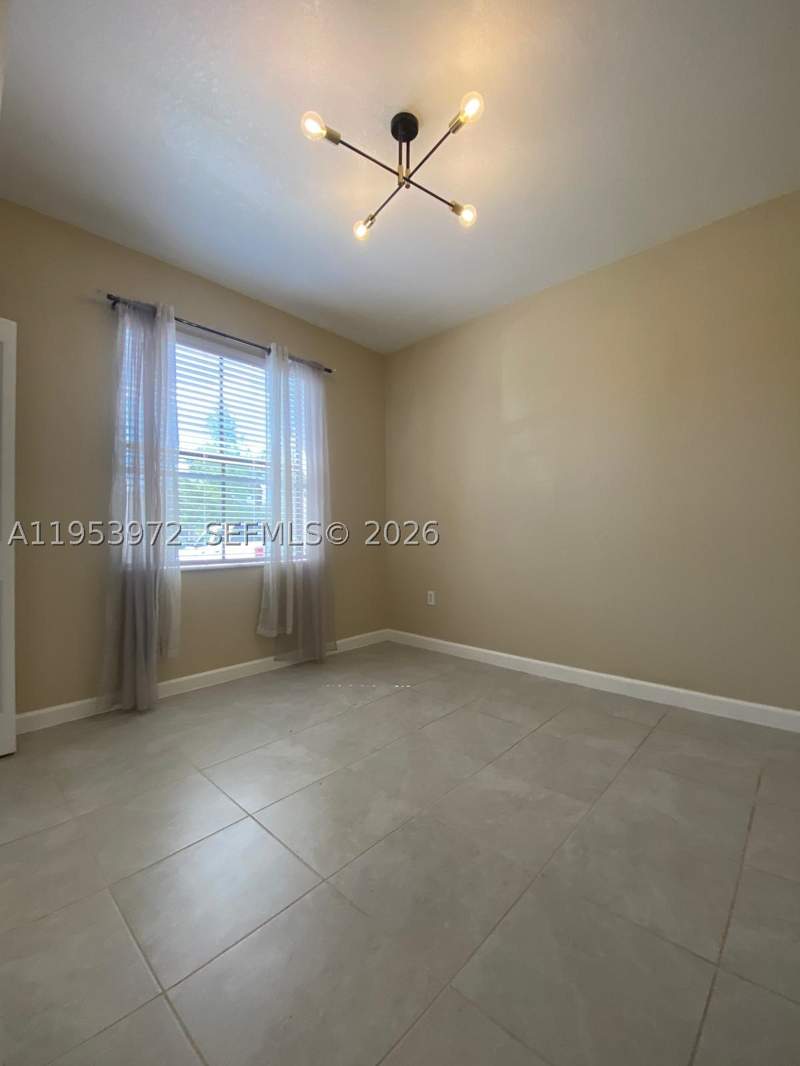 3 bedroom Townhouse at 18220 SW 148th Rd, Bowtie Subdivision, Miami — photo 2