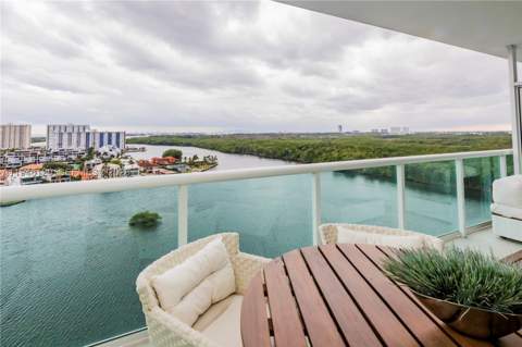 400 Sunny Isles Blvd 1504, Sunny Isles Beach FL - photo 10 of 46