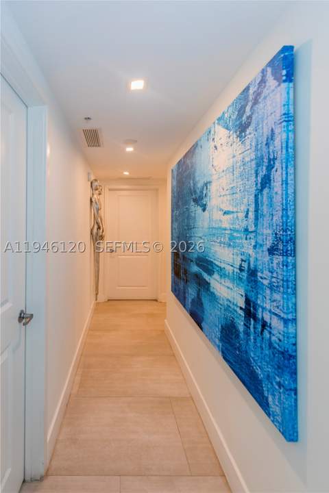 400 Sunny Isles Blvd 1504, Sunny Isles Beach FL - photo 18 of 46