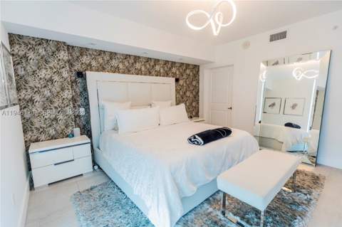 400 Sunny Isles Blvd 1504, Sunny Isles Beach FL - photo 20 of 46