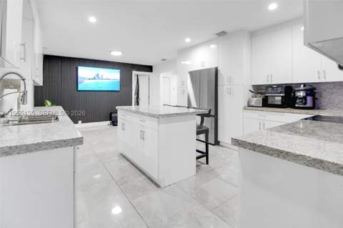 18280 SW 202nd St, Miami FL - photo 19 of 76