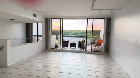 456 Poinciana Island dr 1620, Sunny Isles Beach FL - photo 16 of 58
