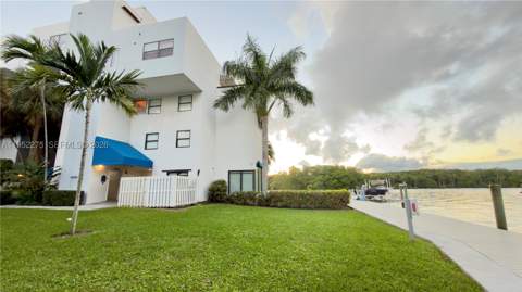 456 Poinciana Island dr 1620, Sunny Isles Beach FL - photo 22 of 58