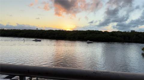 456 Poinciana Island dr 1620, Sunny Isles Beach FL - photo 24 of 58