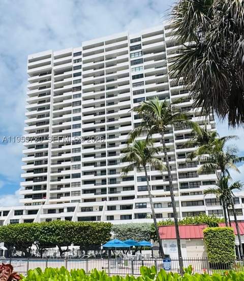 2555 Collins Ave 1804, Miami Beach FL - photo 24 of 26