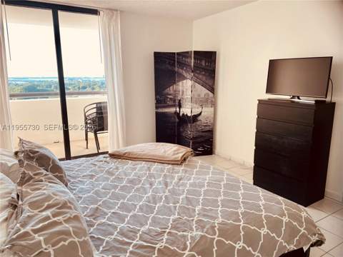 2555 Collins Ave 1804, Miami Beach FL - photo 8 of 17