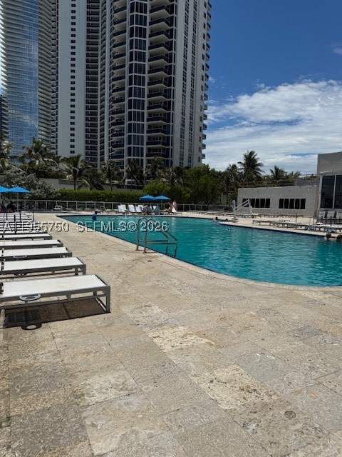 19201 Collins Avenue 534, Sunny Isles Beach FL - photo 15 of 35