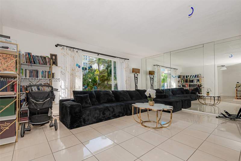 4 bedroom SingleFamilyResidence at 8950 Harding Ave, SECOND AMD PLAT OF NORMAN, Surfside — photo 3