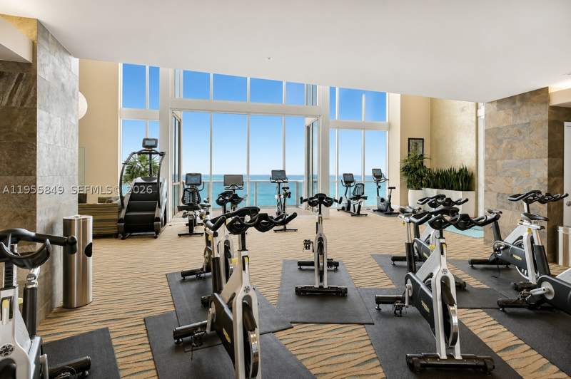 3 bedroom Condominium at 18201 Collins Ave 1507, Trump Royale Condo, Sunny Isles Beach — photo 3