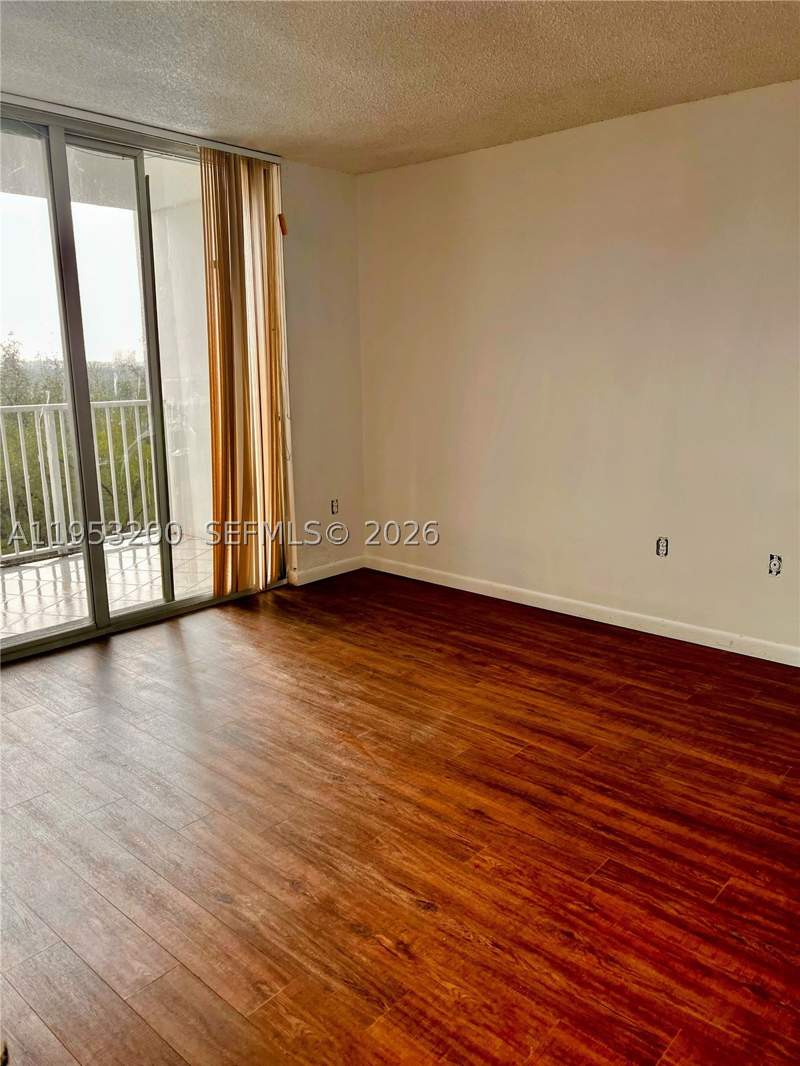 2 bedroom Condominium at 1300 NE Miami Gardens Dr 1001E, Wilshire Condo, Miami — photo 3