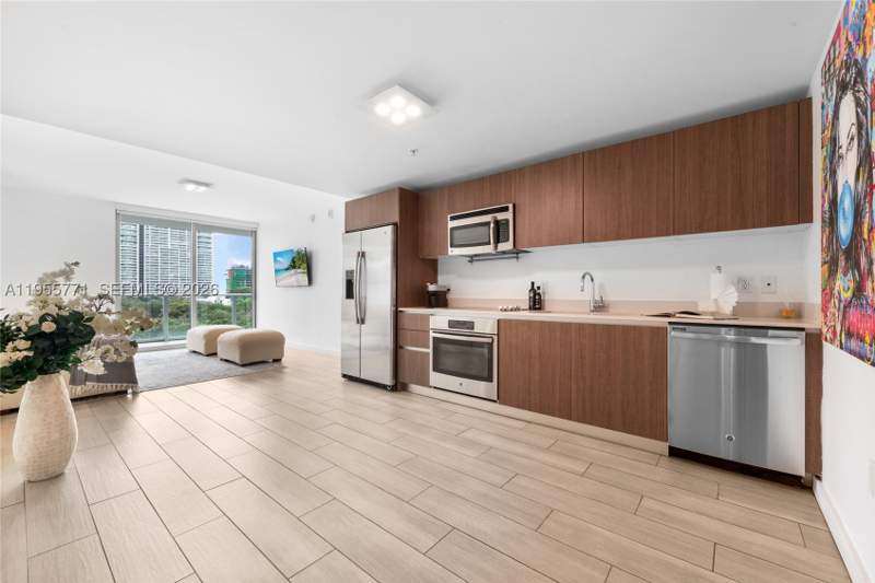 2 bedroom Condominium at 1600 SW 1st Ave 707, Le Parc At Brickell Condo, Miami — photo 3