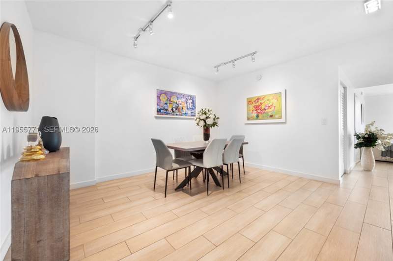 2 bedroom Condominium at 1600 SW 1st Ave 707, Le Parc At Brickell Condo, Miami — photo 4