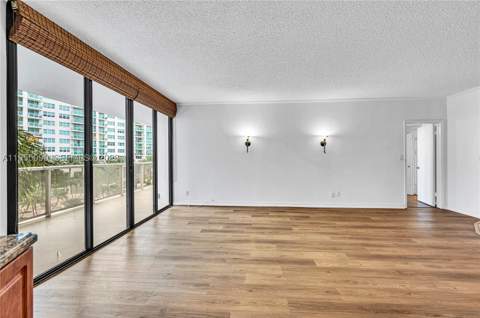 20281 E Country Club Dr 210, Aventura FL - photo 16 of 78