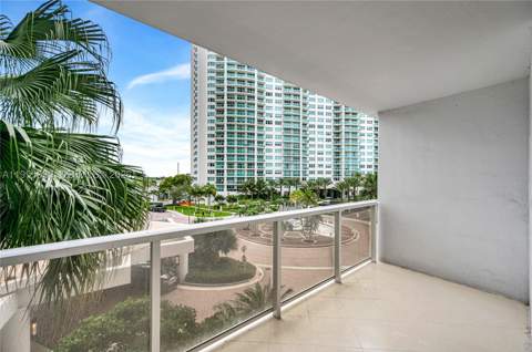 20281 E Country Club Dr 210, Aventura FL - photo 20 of 78
