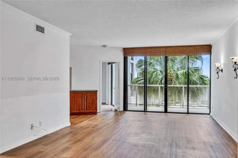 20281 E Country Club Dr 210, Aventura FL - photo 9 of 78