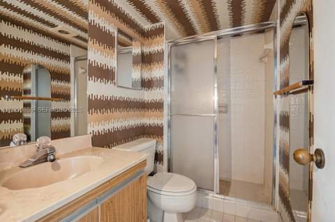 4301 Collins Ave 202, Miami Beach FL - photo 11 of 12