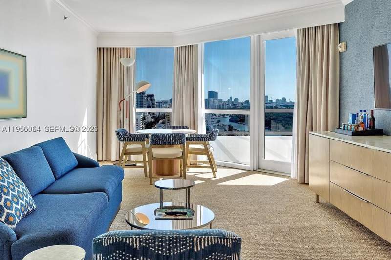 1 bedroom Condominium at 4401 Collins Ave 1712, Fontainebleau II Condo, Miami Beach — photo 2