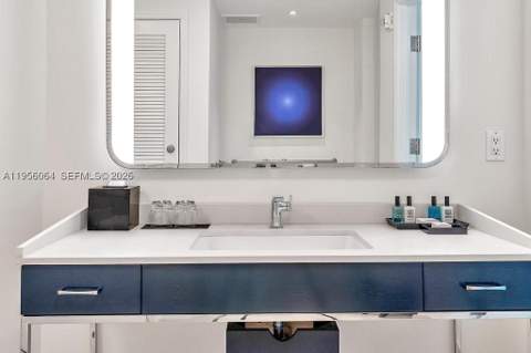 4401 Collins Ave 1712, Miami Beach FL - photo 23 of 31