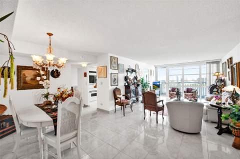 301 174th Street 2202, Sunny Isles Beach FL - photo 10 of 38