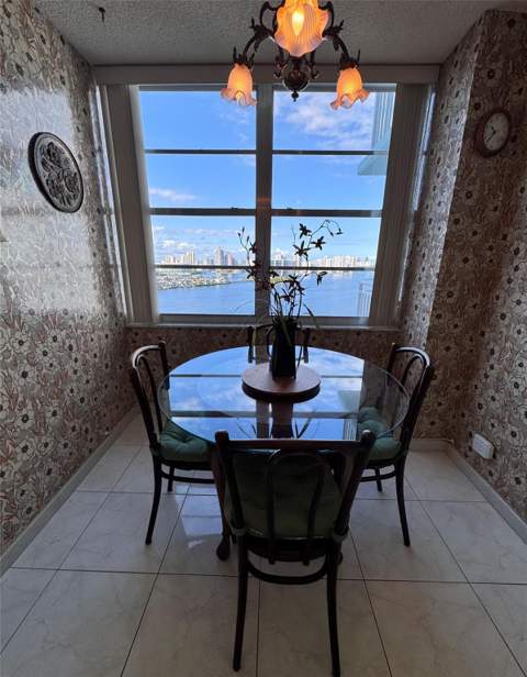 301 174th Street 2202, Sunny Isles Beach FL - photo 21 of 38