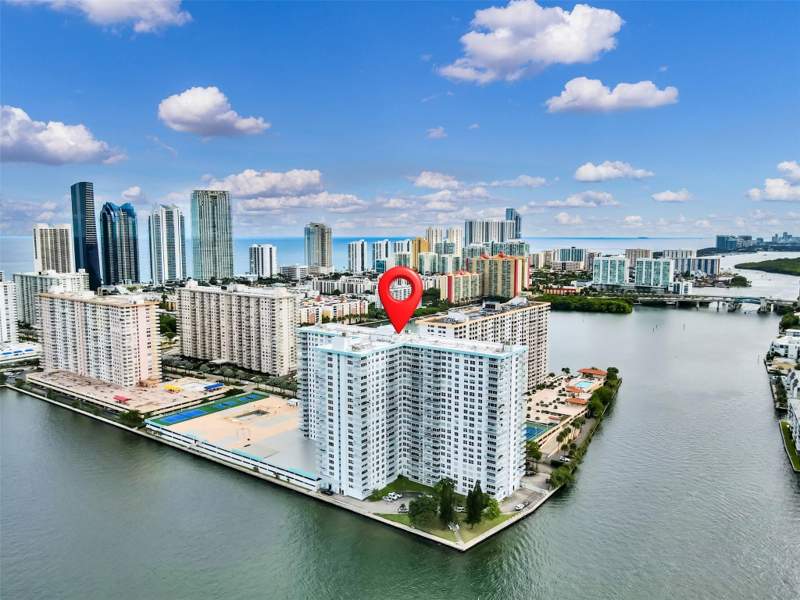 2 bedroom Condominium at 301 174th Street 2202, Winston Towers 500 Condo, Sunny Isles Beach — photo 3