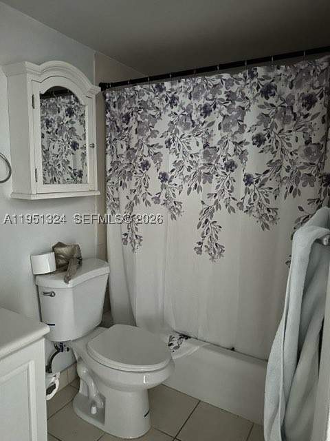 1455 N Treasure Dr 2C, North Bay Village FL - photo 10 of 26