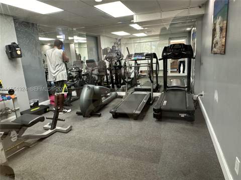 1455 N Treasure Dr 2C, North Bay Village FL - photo 18 of 26