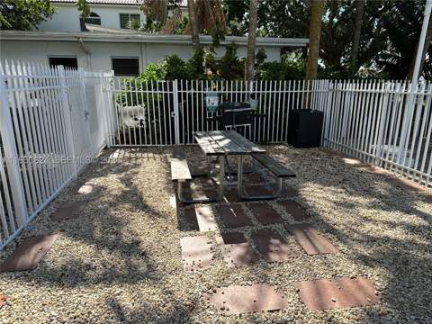 1455 N Treasure Dr 2C, North Bay Village FL - photo 20 of 26