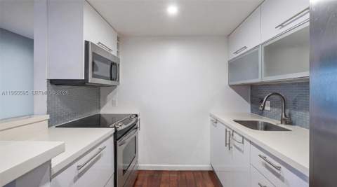 227 Michigan Ave 405, Miami Beach FL - photo 12 of 48