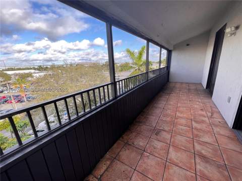 16220 NW 2nd Ave 511, Miami FL - photo 16 of 17