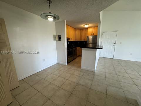 7235 NW 179th St 311, Hialeah FL - photo 7 of 8