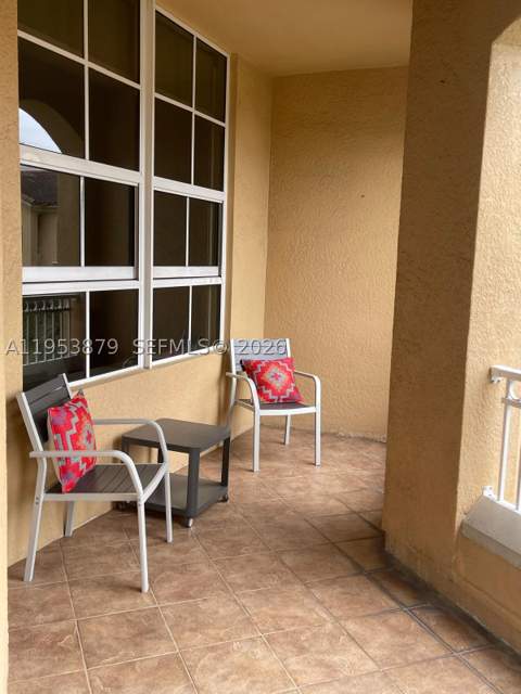 3001 NE 185th St 612, Aventura FL - photo 17 of 37
